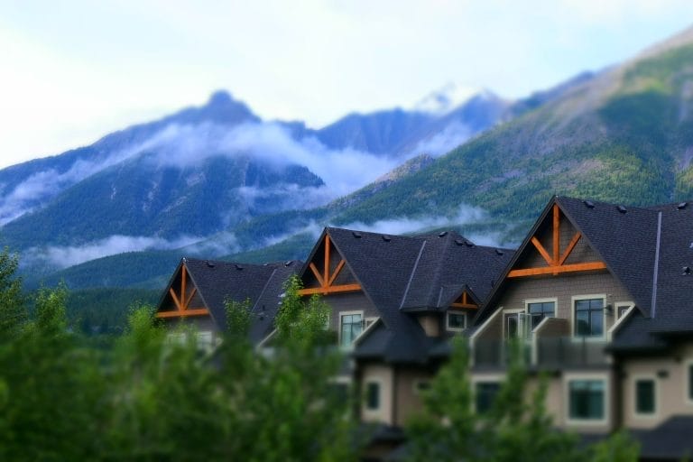 airbnb in canmore